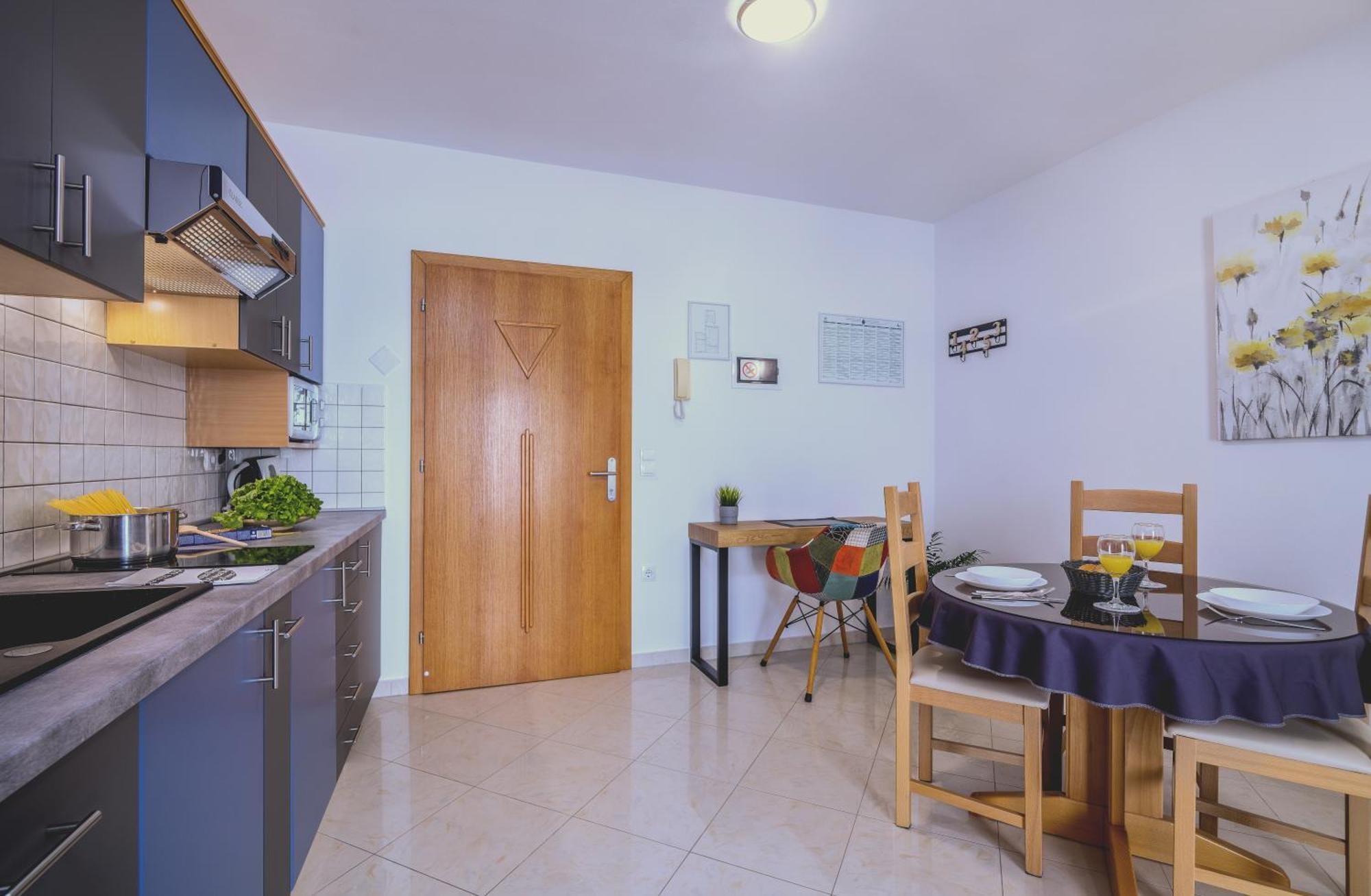 Apartments Kvarner 2 Malinska Luaran gambar