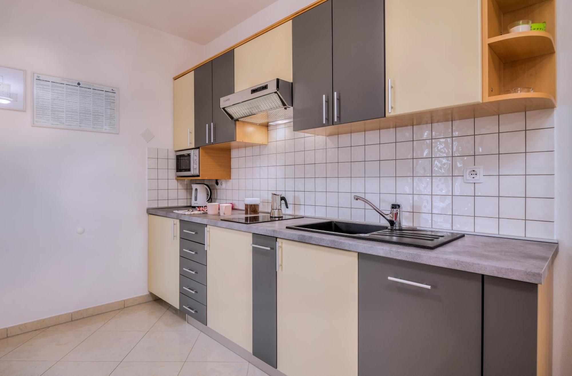 Apartments Kvarner 2 Malinska Luaran gambar